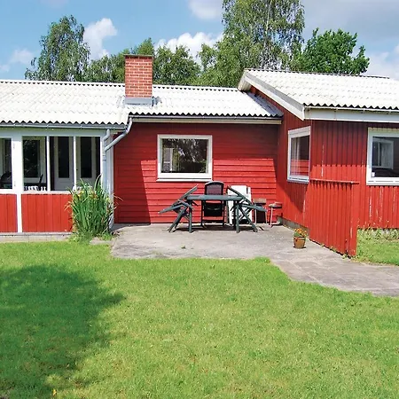 Two-bedroom Holiday Sjolund With A Fireplace 02 בית נופש