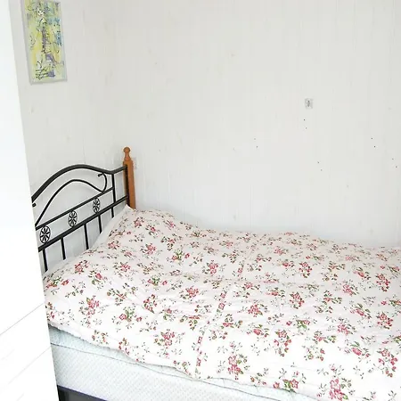 Two-bedroom Holiday Sjolund With A Fireplace 02